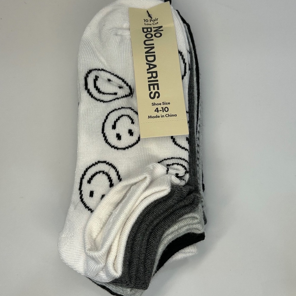 No Boundaries Womens Low Cut Socks 10 Pair Smiley Face White Black Grey 4-10